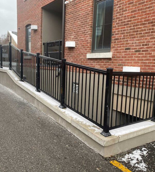 Classic Aluminum Railings-Aluminum Railings With Collars-Deck Railing Barrie-Aluminum Railings-Glass Railings-Pool Railings-Balcony Railings-Banister Railings-Porch Railings