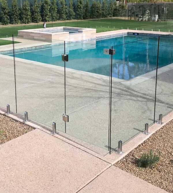 Frameless-Glass-Railings-Spigot-Glass-Railings