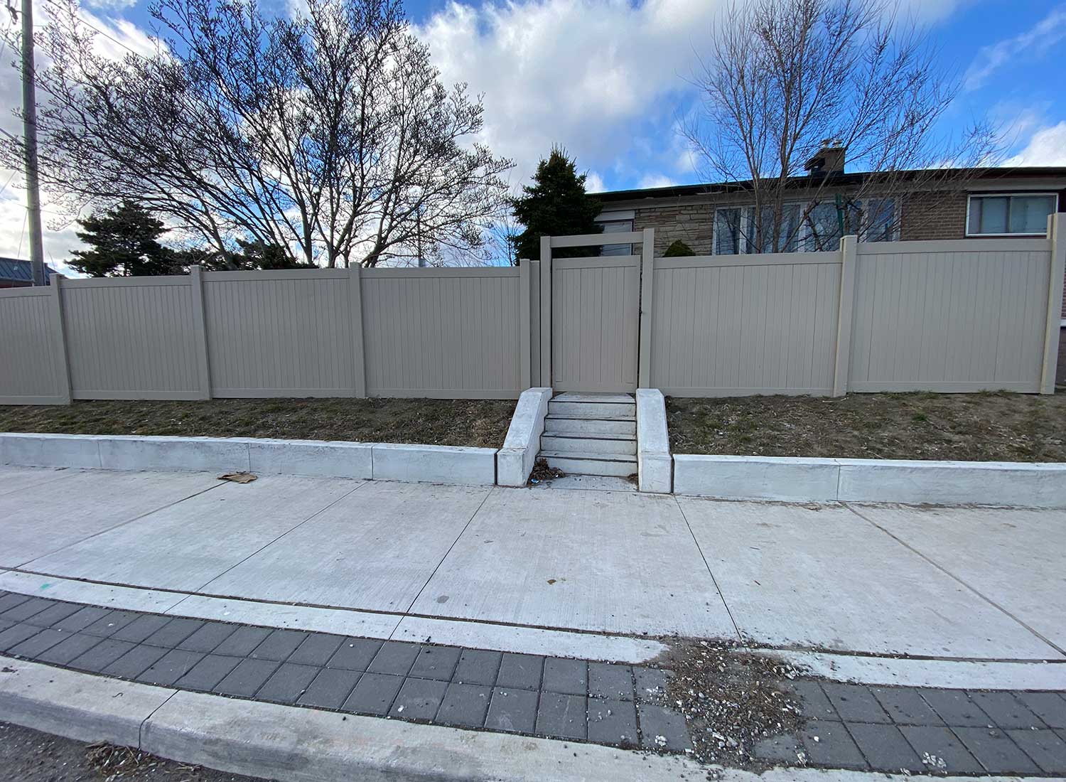 Barrie Fence-Vinyl Fence- Tan Vinyl Privacy Fence-Pvc Fence-Plastic Fence installed in Toronto