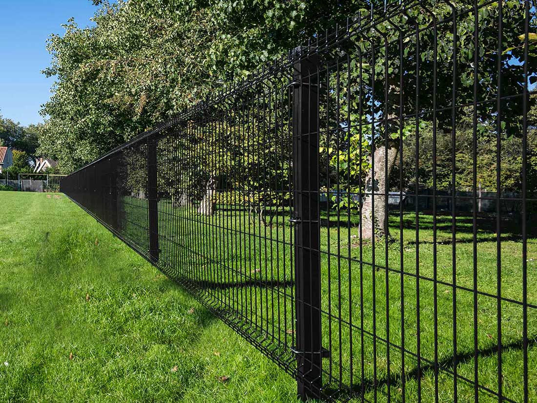 Welded Wire Fence Panels-Residential Welded Wire Fence Panels installed in Barrie